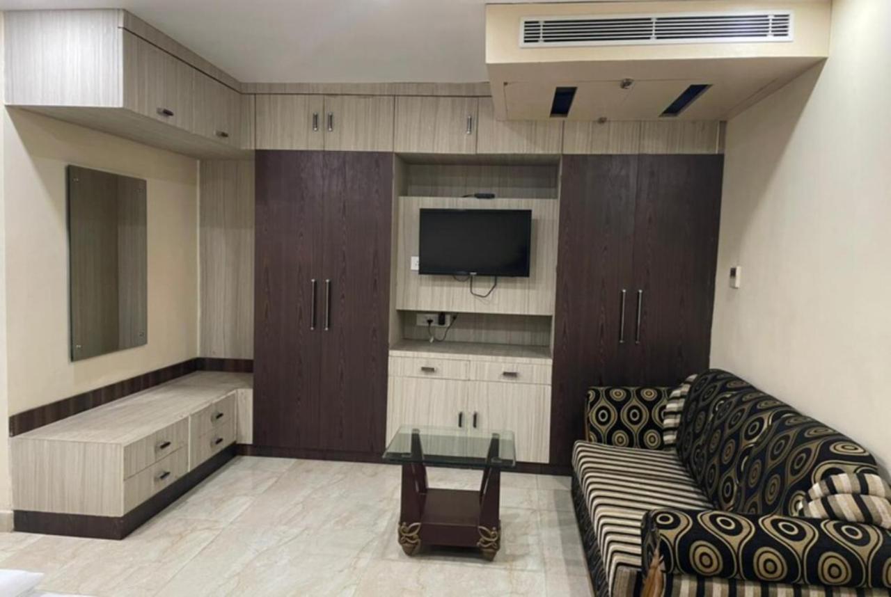 Padoshi Near Beach Best Choice Of Travellers By Morservices Hotel