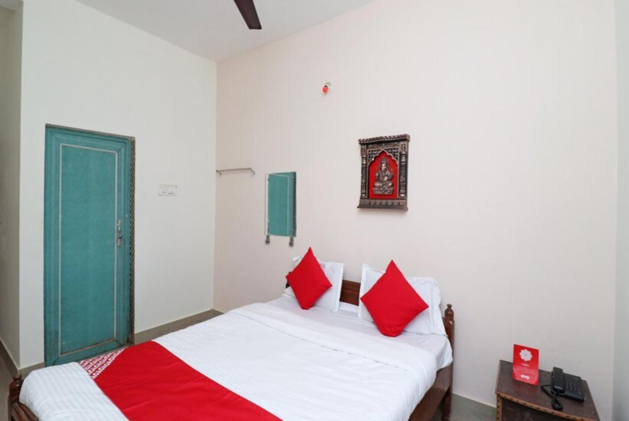 Padoshi Near Beach Best Choice Of Travellers By Morservices 3* Puri