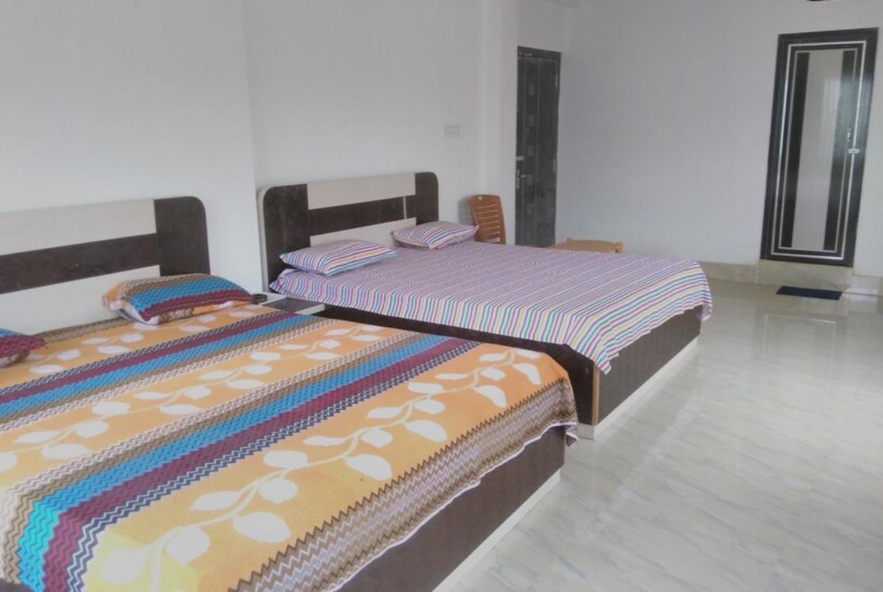 Hotel Padoshi Near Beach Best Choice Of Travellers By Morservices