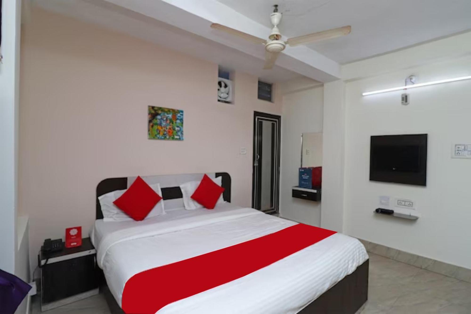 Padoshi Near Beach Best Choice Of Travellers By Morservices Hotel