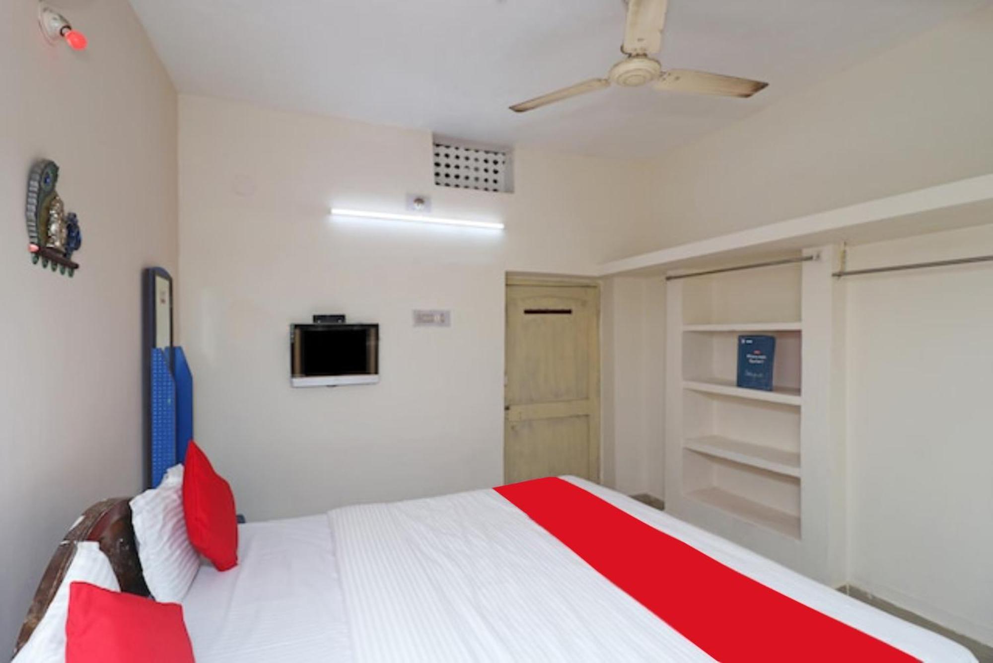 Padoshi Near Beach Best Choice Of Travellers By Morservices Hotel Puri