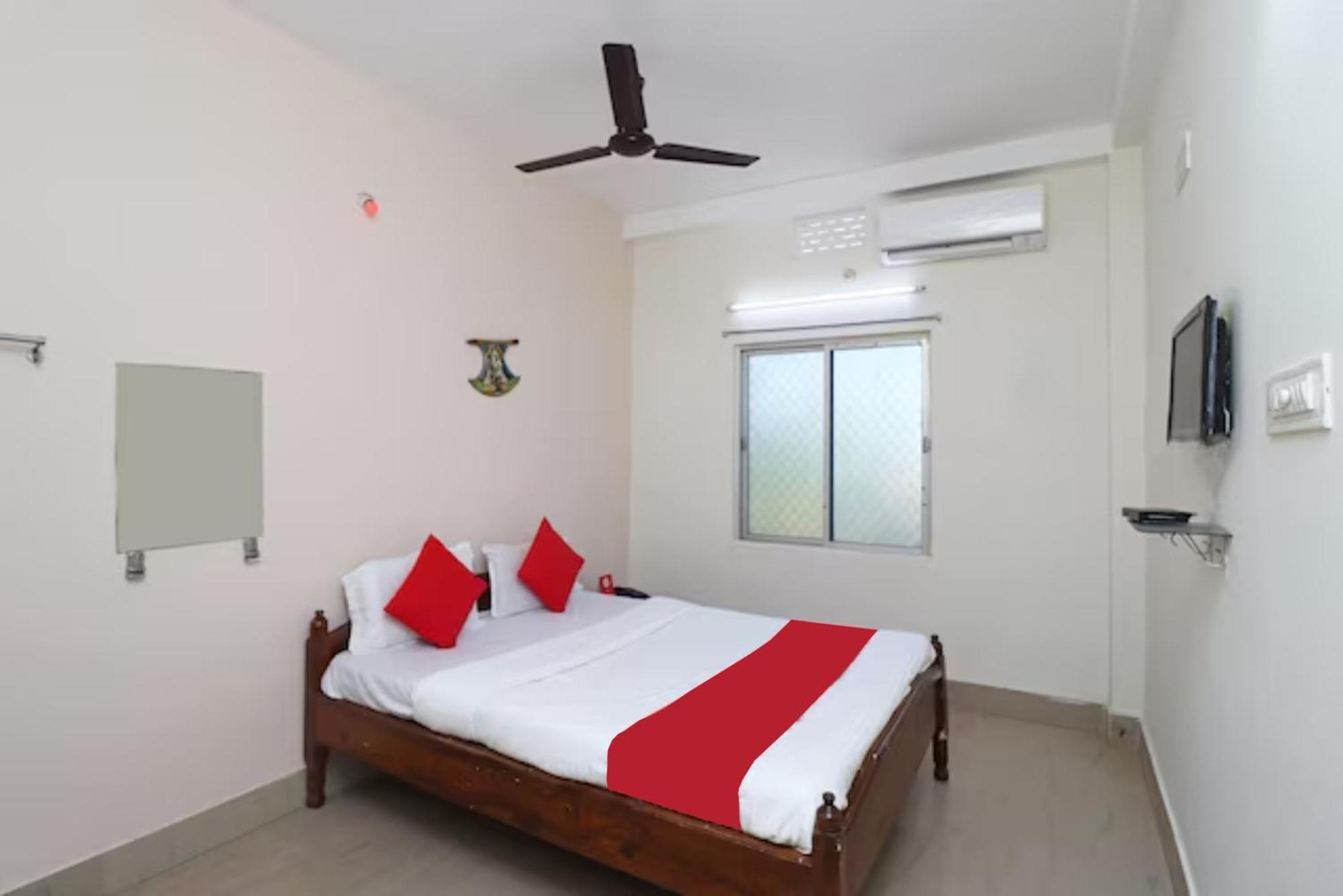Padoshi Near Beach Best Choice Of Travellers By Morservices 3*