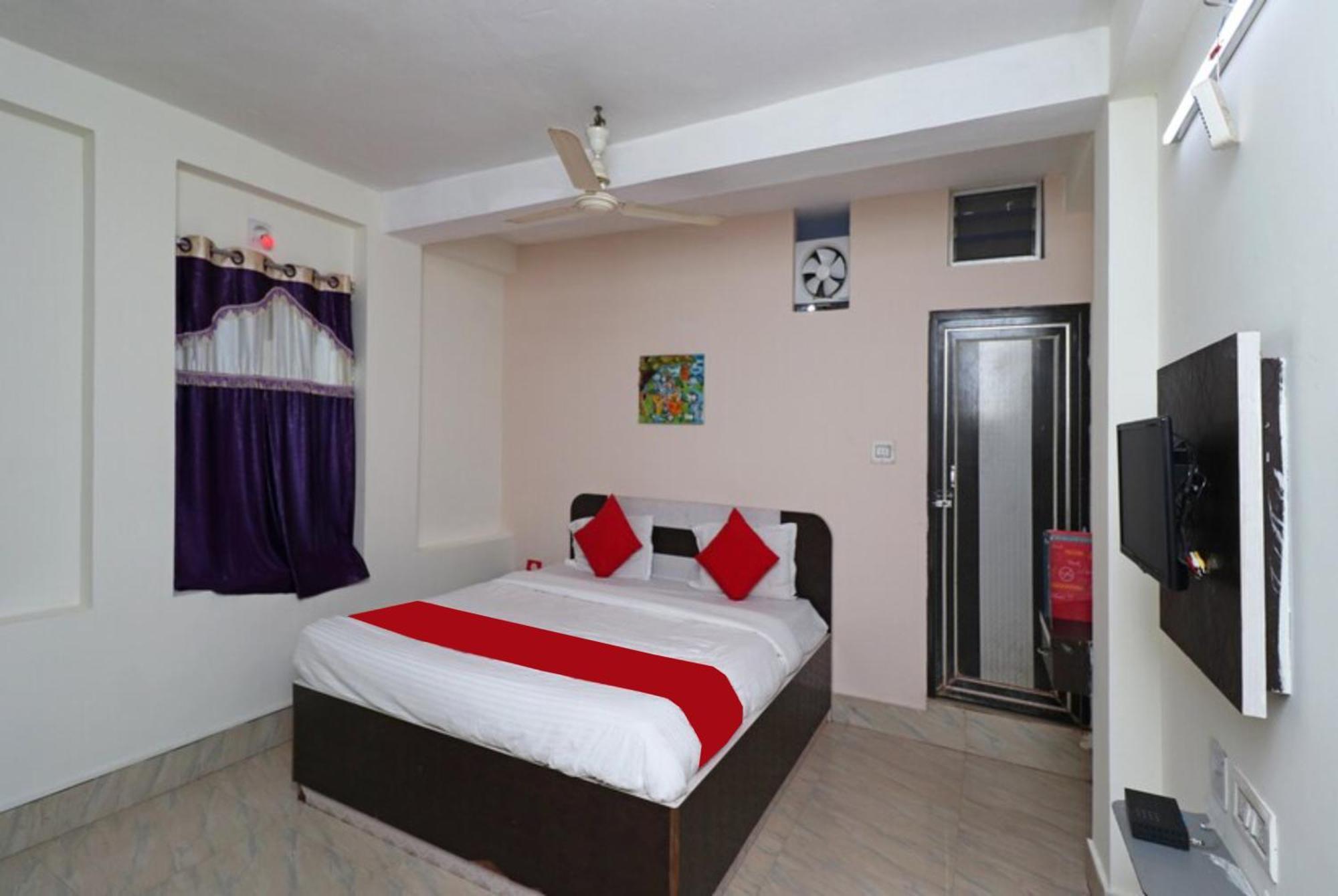 Hotel Padoshi Near Beach Best Choice Of Travellers By Morservices